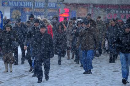 Снегопад в городе.