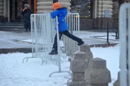 Снегопад в городе.