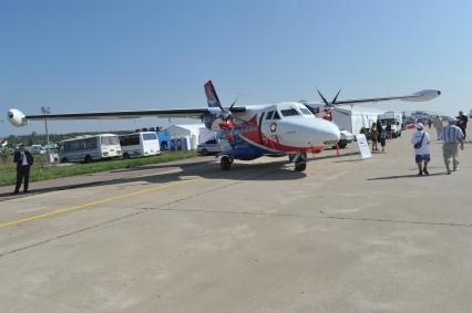 10-й Международный авиационно-космический салон `МАКС-2011`. На снимке лёгкий многоцелевой транспортный самолёт L410-UVP-E20.