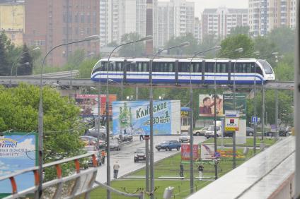 Московская монорельсовая транспортная система (ММТС).