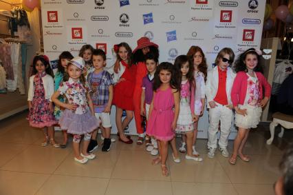 Детская Галерея `Якиманка`. 5-ая Yakimanka Kids Fashion Week. На снимке: юные модели.