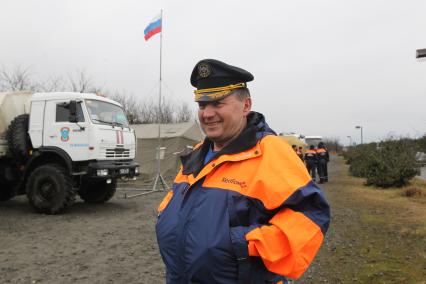 Спасатели МЧС в Японии во время спасательных работ, после землетрясения и цунами. Командир Центра `Лидер` Николай Вдовин.