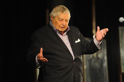 ЦДЛ. Вечер памяти Беллы Ахмадулиной, приуроченный к ее 75-летию. На снимке: режиссер Юрий Любимов.