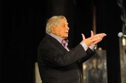 ЦДЛ. Вечер памяти Беллы Ахмадулиной, приуроченный к ее 75-летию. На снимке: режиссер Юрий Любимов.
