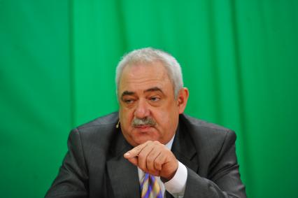 ИД `Комсомольская правда`. Журналист-международник, член Совета по внешней и оборонной политике (СВОП) Дмитрий Воскобойников.