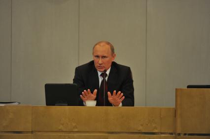 Премьер-министр РФ Владимир Путин перед выступлением в Госдуме с отчетом о работе правительства в 2011 году.