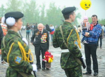 Ветераны во время празднования 67-й годовщины победы в Великой Отечественной войне.