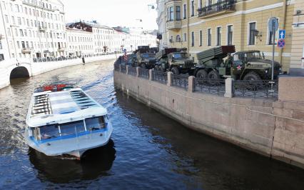 парад победы в спб
09.05.2012