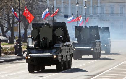 парад победы в спб
09.05.2012