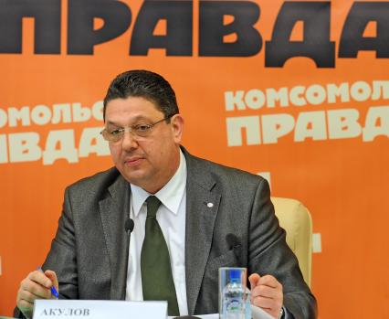 Пресс-центр ИД `Комсомольская правда`. Вице-президент ОАО `РЖД`, генеральный директор ОАО `ФПК` Михаил Акулов.