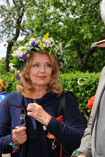 Парк Горького. Фестиваль искусств `Черешневый лес`. На снимке: актриса Ирина Алферова.