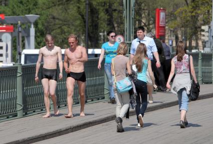 жара в городе
17.05.2012