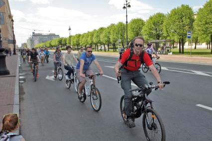 массовый заезд велосепедистов за развитие вело инфраструктуры 
20.05.2012