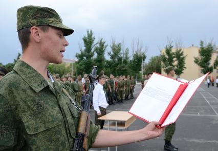 20 мая 2012, Волгоград. Принятие воинской присяги в 20-й Гвардейской мотострелковой бригаде.