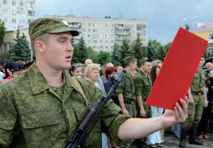 20 мая 2012, Волгоград. Принятие воинской присяги в 20-й Гвардейской мотострелковой бригаде.