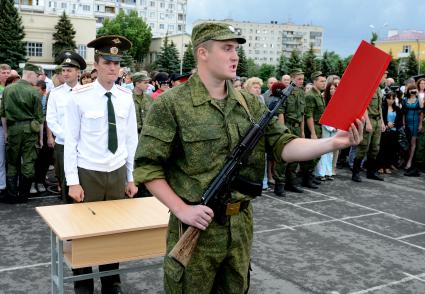 20 мая 2012, Волгоград. Принятие воинской присяги в 20-й Гвардейской мотострелковой бригаде.