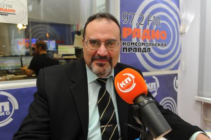 ИД `Комсомольская правда`. Эксперт из агентства недвижимости `Триумфальная арка`заместитель генерального директора Леонид Муравин.
