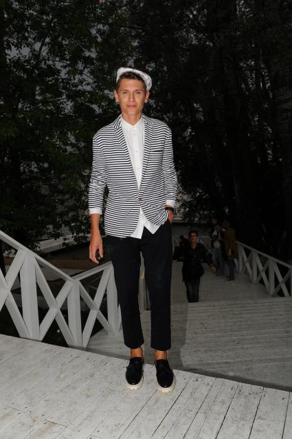 Церемонии вручения премии телеканала Fashion TV `Fashion Summer Awards 2012` в ресторане `Royal Bar`. На снимке: стилист Влад Лисовец.