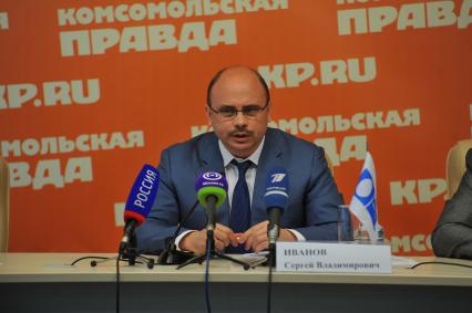 ИД `Комсомольская правда`. Генеральный директор ОАО ОАО `Московская городская телефонная сеть` (МГТС) Иванов Сергей.