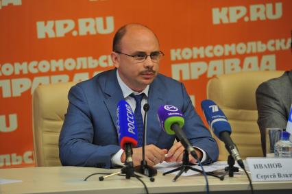ИД `Комсомольская правда`. Генеральный директор ОАО ОАО `Московская городская телефонная сеть` (МГТС) Иванов Сергей.