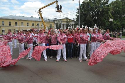 Открытие экипировочного центра по выдаче олимпийской формы для членов сборной России на играх Олимпиады 2012 года в Лондоне.