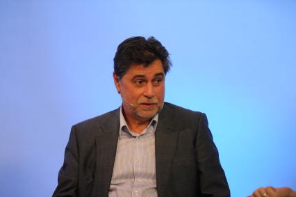 ИД `Комсомольская правда`. Декан факультета государственного управления
Академии Народного Хозяйства при Правительстве РФ Сергей Зуев