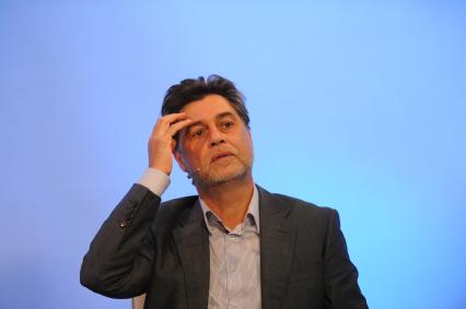 ИД `Комсомольская правда`. Декан факультета государственного управления
Академии Народного Хозяйства при Правительстве РФ Сергей Зуев