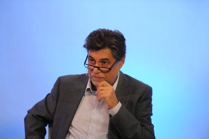 ИД `Комсомольская правда`. Декан факультета государственного управления
Академии Народного Хозяйства при Правительстве РФ Сергей Зуев
