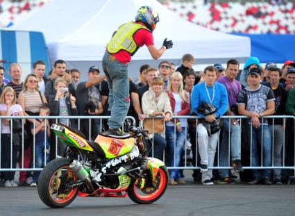 Подмосковный трек Moscow Raceway. Первый российский этап чемпионата мира по шоссейно-кольцевым мотогонкам World Superbike.