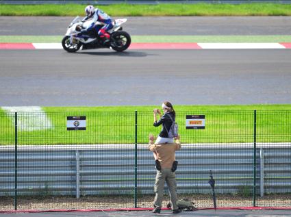 Подмосковный трек Moscow Raceway. Первый российский этап чемпионата мира по шоссейно-кольцевым мотогонкам World Superbike.