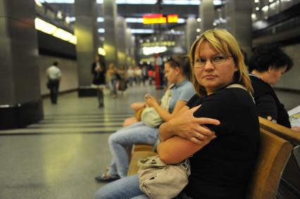 Московский метрополитен. На снимке: вестибюль станции метро `Выставочная`.