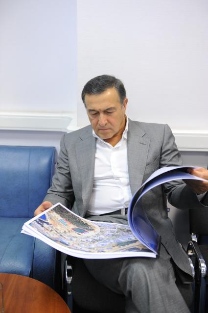 Телевидение `Комсомольская правда`. На снимке: президент компании `Крокус`, миллиардер Арас Агаларов.