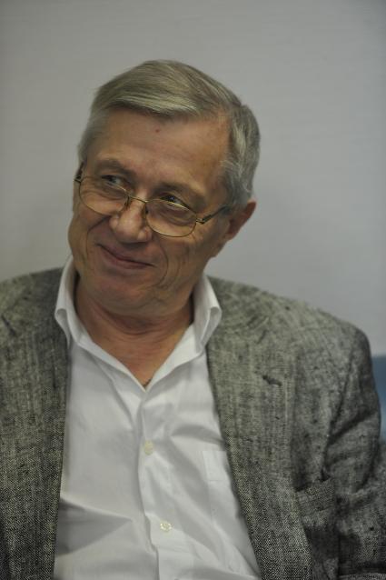 Хомяков Валерий