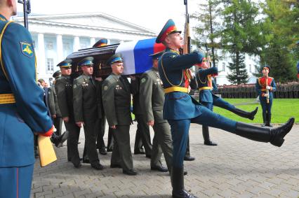 Прощание с Павлом Грачевым