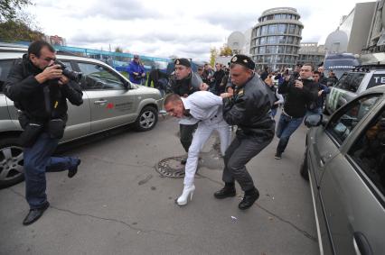 Акция протеста сторонников группы Pussy Riot