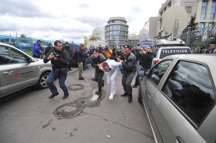 Акция протеста сторонников группы Pussy Riot