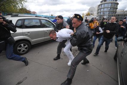 Акция протеста сторонников группы Pussy Riot