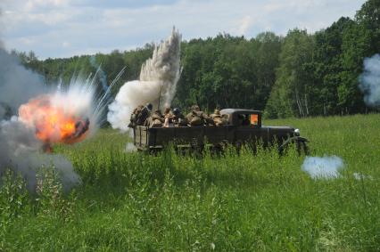 Реконструкция начала войны