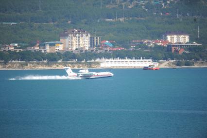 Самолет-амфибия Бе-200ЧС