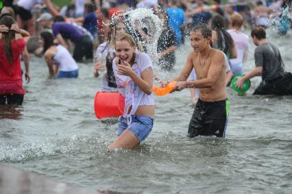 Водная битва на ВВЦ 2012.