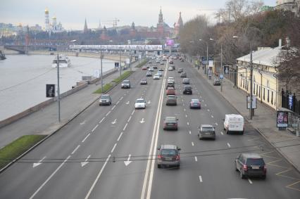 Москворецкая набережная