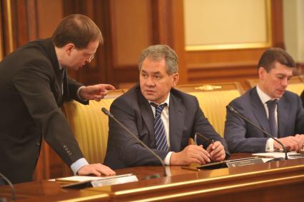 Мединский и Шойгу
Ксения Вдовина