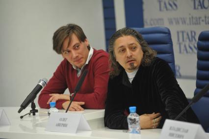 Алехно и Аверин
Ксения Вдовина