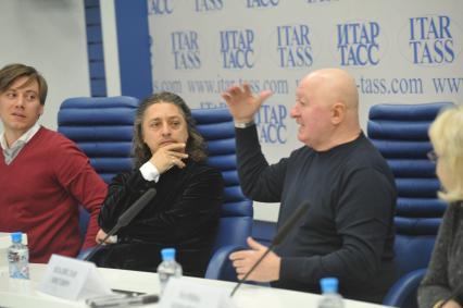 Алехно, Аверин и Мисевич
Ксения Вдовина