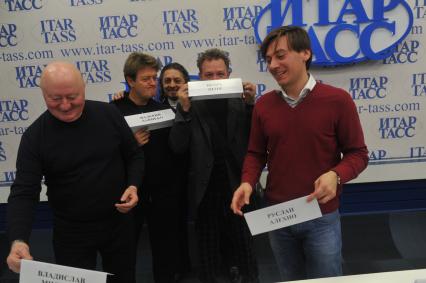 Мисевич, Дайнеко, Аверин, Пеня и Алехно
Ксения Вдовина