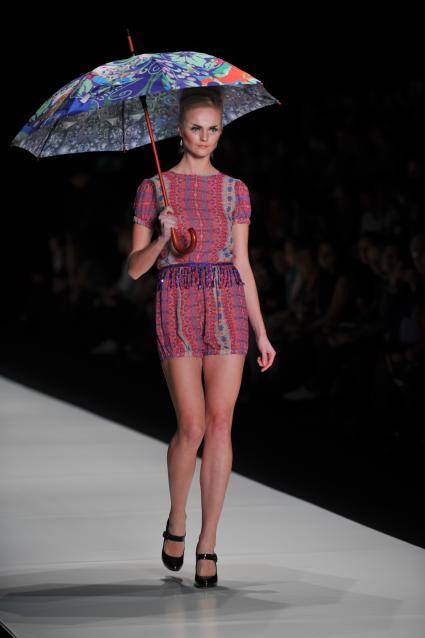 Коллекция MARINA MAKARON
Ксения Вдовина
