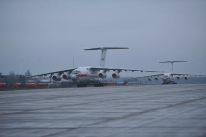 Самолет  Ил-76











































Ксения Вдовина