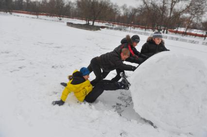 Снег
















































































Ксения Вдовина