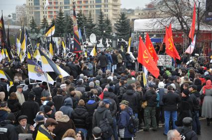 Акция националистов `Русский марш`. На снимке: участники акции.