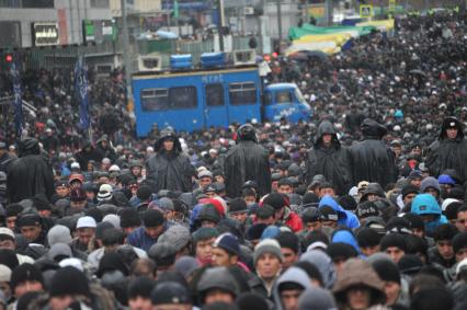 Лужники. Праздничный намаз верующих по случаю празднования мусульманского праздника Курбан-байрам.